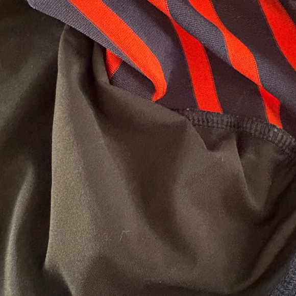 NWOT MICHAEL KORS Red and Navy Ruched Swim Top size L - Picture 10 of 12